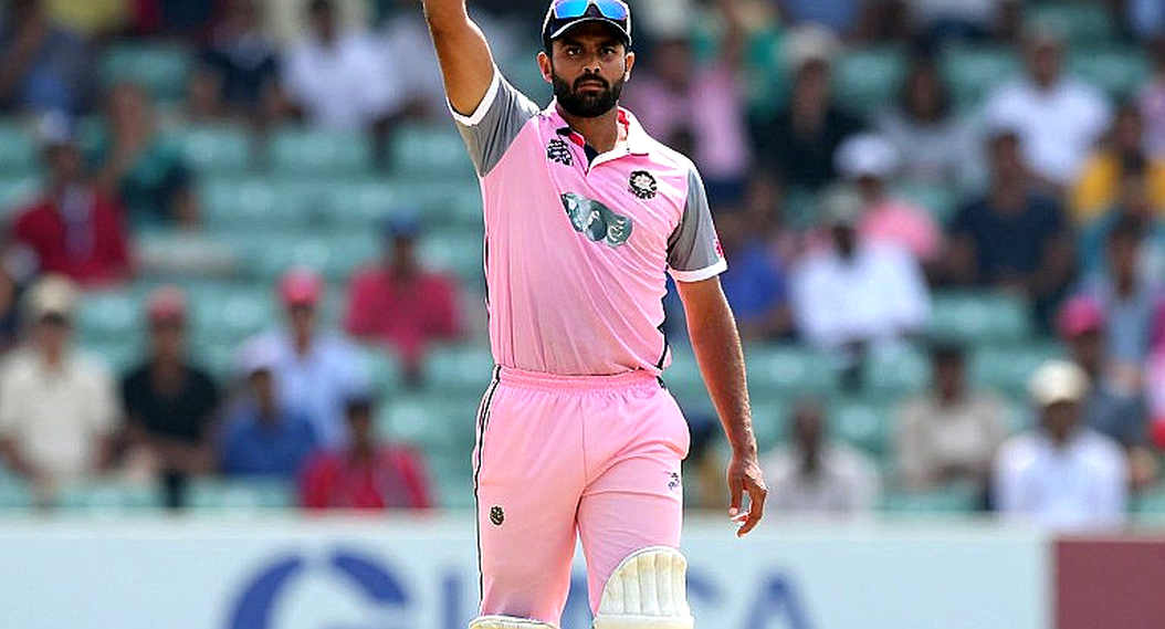 নিলামের হলঘর থেকে নির্জন মাঠ: এক কিশোর চুক্তির স্তর-বিন্যাস